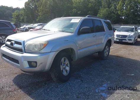 2006 Toyota 4Runner Sr5 V6 z USA, uszkodzony, nr VIN JTEZU14R968049617
